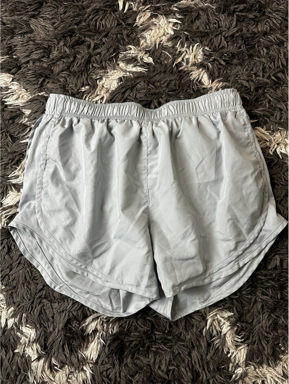 Nike Dri-FIT Womens Running Shorts Light Grey Silver Size M Medium